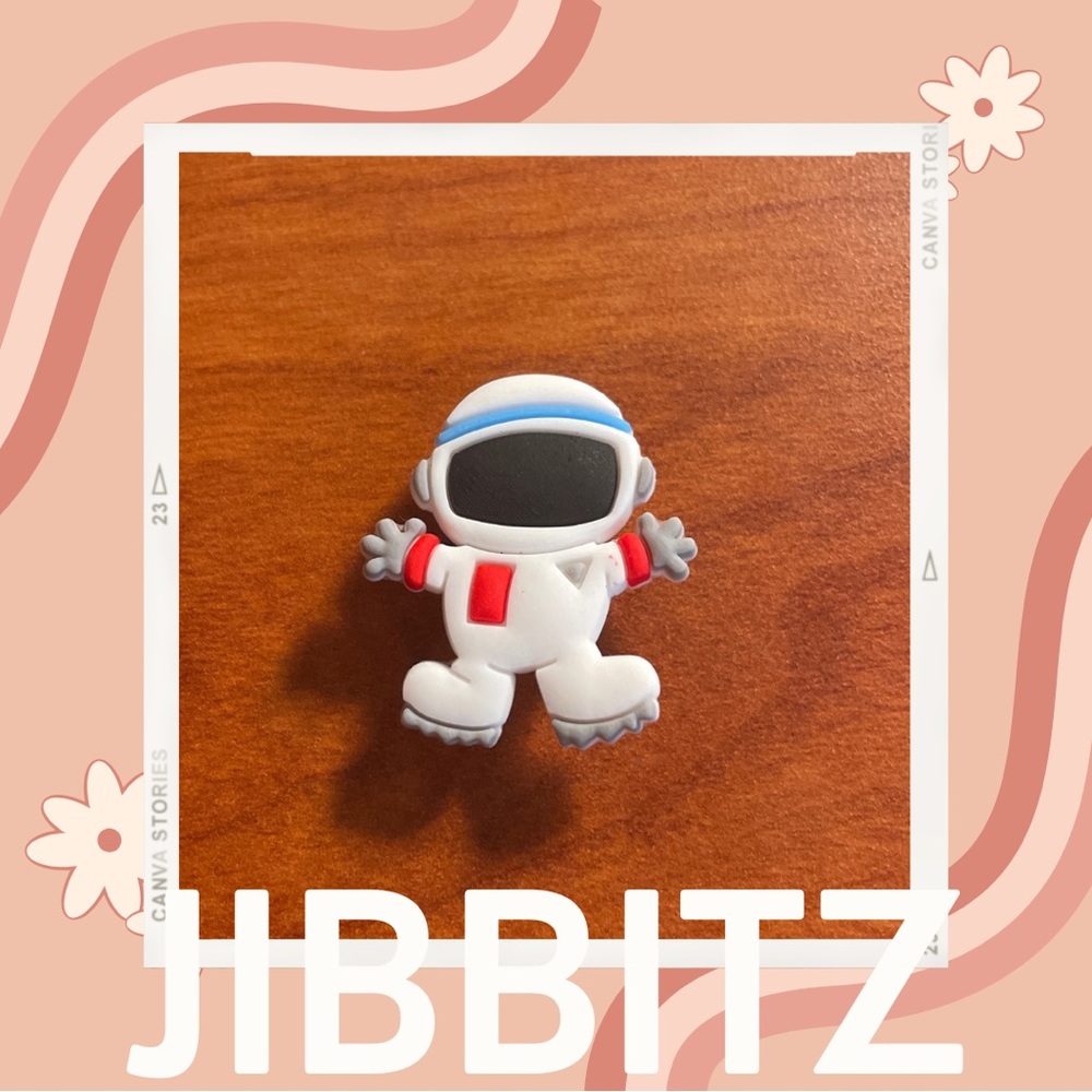 🌸5/$10 Astronaut Jibbit / Shoe Charm